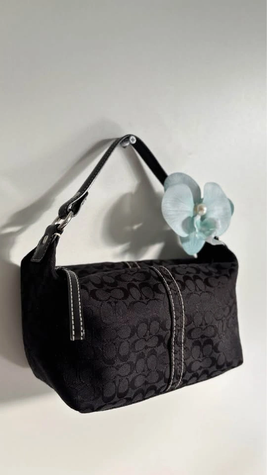 Vintage Coach Signature Mini Shoulder Bag - photo 3
