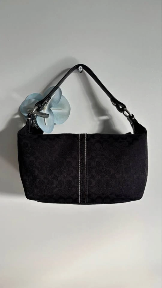 Vintage Coach Signature Mini Shoulder Bag - photo 5
