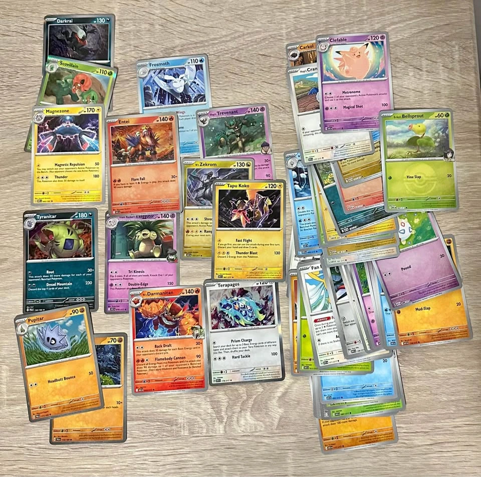 Huge Pokemon Lot Rare Holo EX IR RR Vintage - photo 2