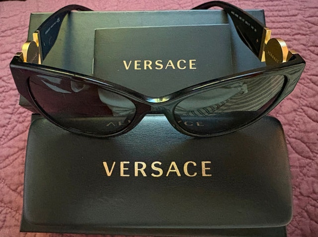 Versace Women's Cat-Eye Sunglasses / Made in Italy / Brand New - photo 2