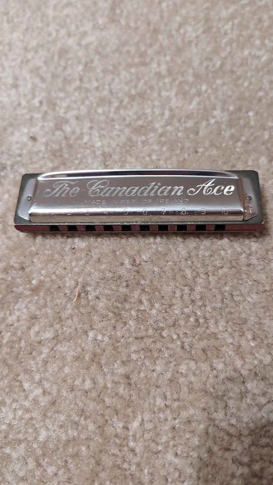 The Canadian Ace Harmonica