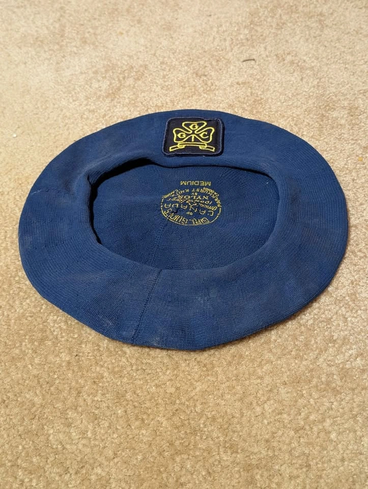 Vintage Girl Guides of Canada Uniform Accessories and Handbooks - photo 2