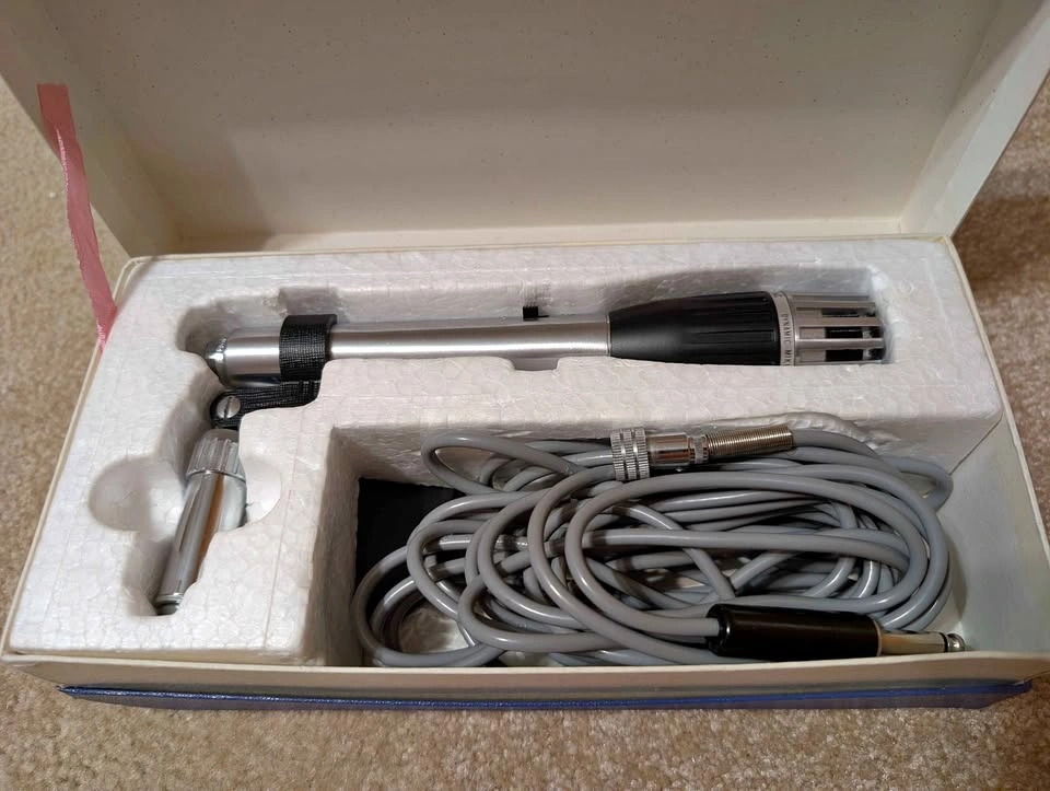 Kent Dynamic Microphone Model DM-10A