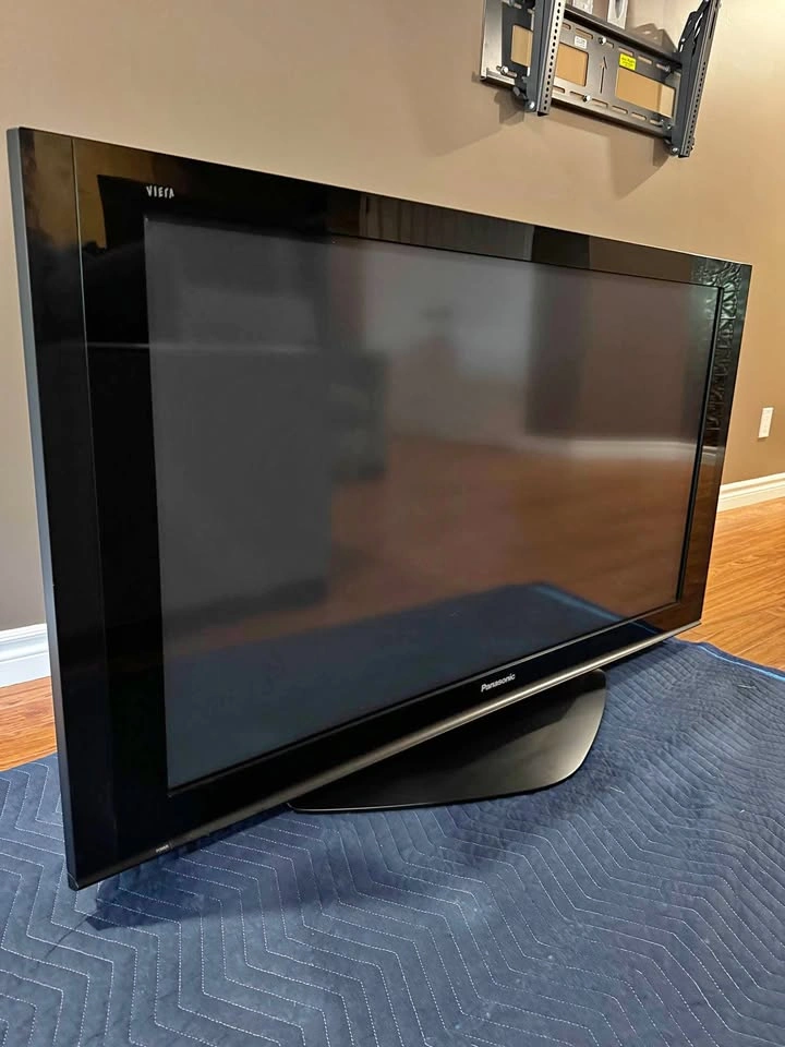 Panasonic Viera 50” 1080P Plasma HDTV - TH-50PZ77U