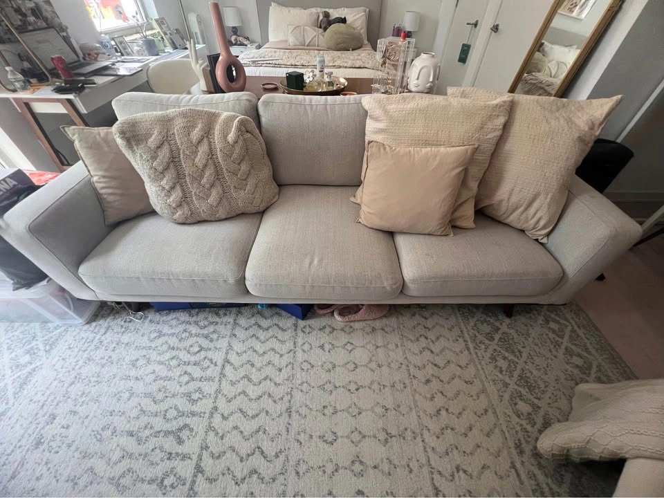 Grey Couch - photo 2