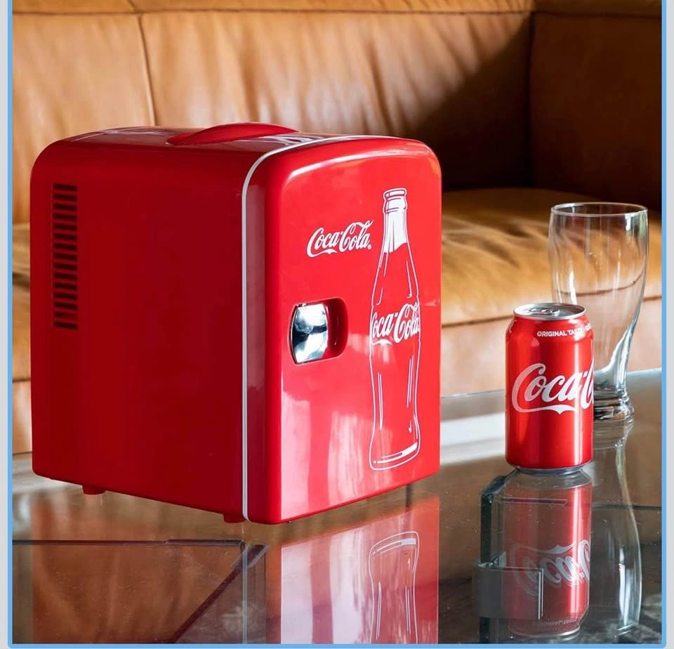 Coca Cola Mini Fridge (6 Can) - photo 2