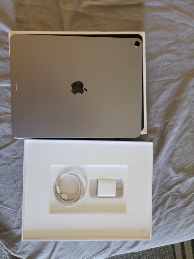 iPad Air M3 13 inch Openboxed