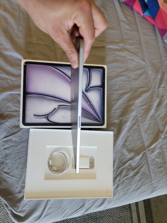 iPad Air M3 13 inch Openboxed - photo 4