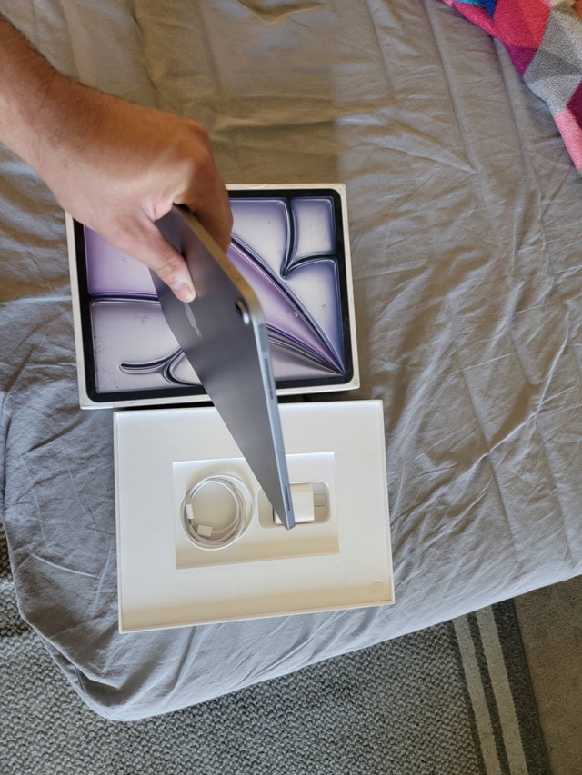 iPad Air M3 13 inch Openboxed - photo 5