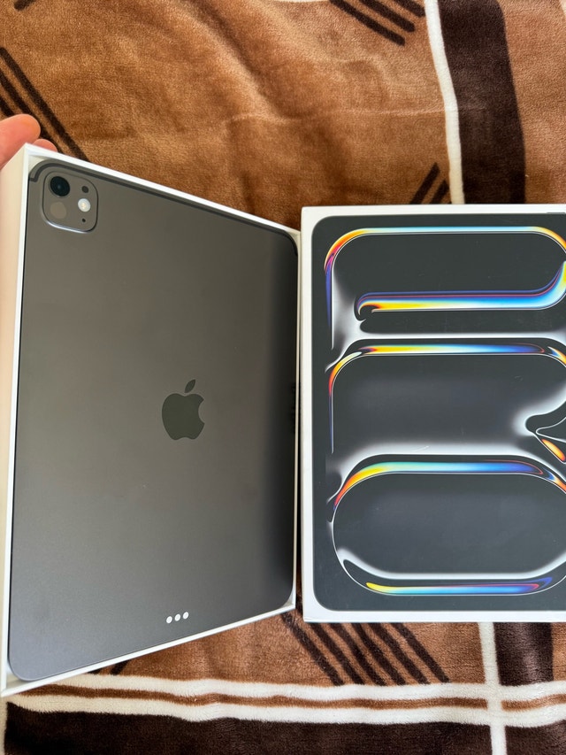 Latest iPad Pro M5 13inch 256GB OPENBOXED