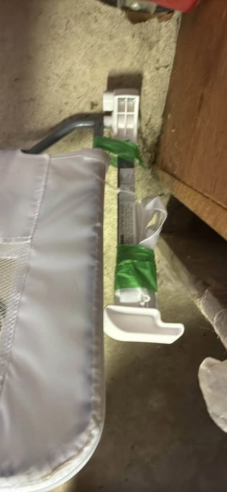 Kids swing down bed railing/guard - photo 3