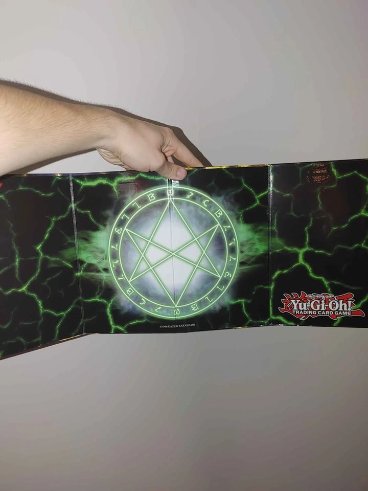 Yu-Gi-Oh hardcover Seal of Orichalcum playing board - photo 2