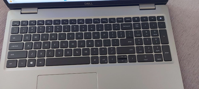 Dell Latitude 5520 Laptop i5 11th Gen 16GB RAM 256GB SSD - photo 2