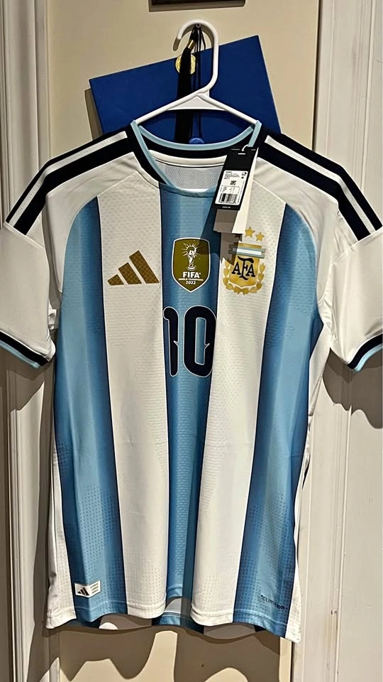 BNWT Authentic Messi World Cup Jersey - Size S