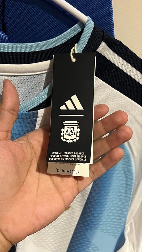BNWT Authentic Messi World Cup Jersey - Size S - photo 3