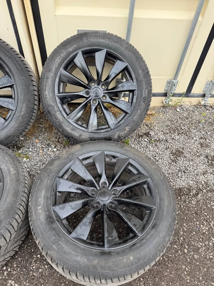 Set of 18” Tesla Model Y Rims on Continental Winter Tires - photo 2