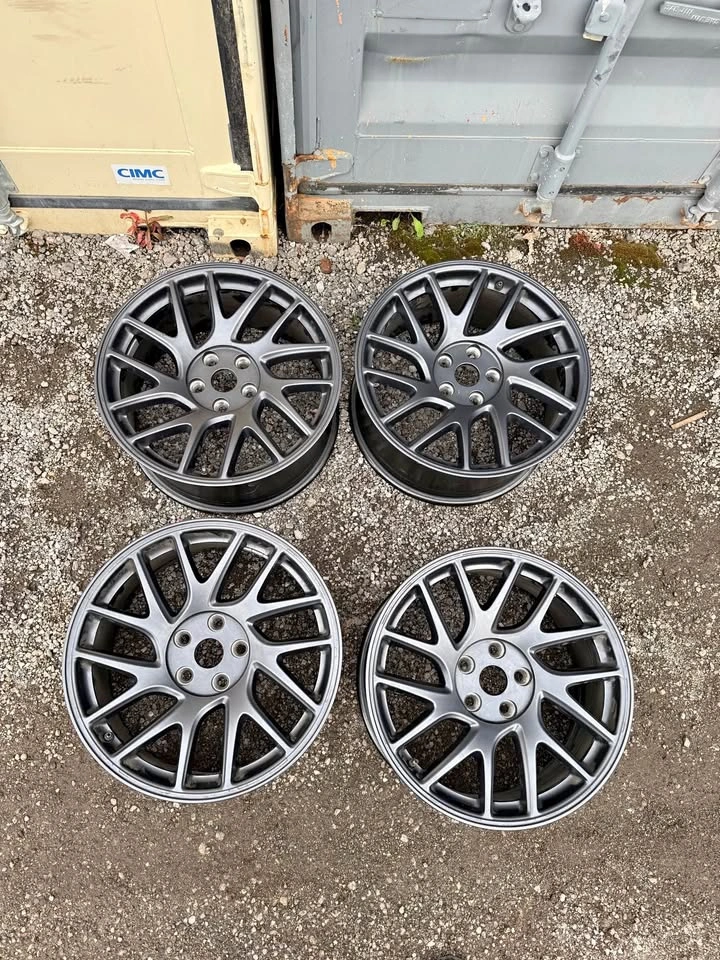 Set of OEM 18” Tesla Model 3 Photon Rims