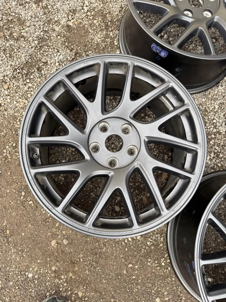 Set of OEM 18” Tesla Model 3 Photon Rims - photo 3