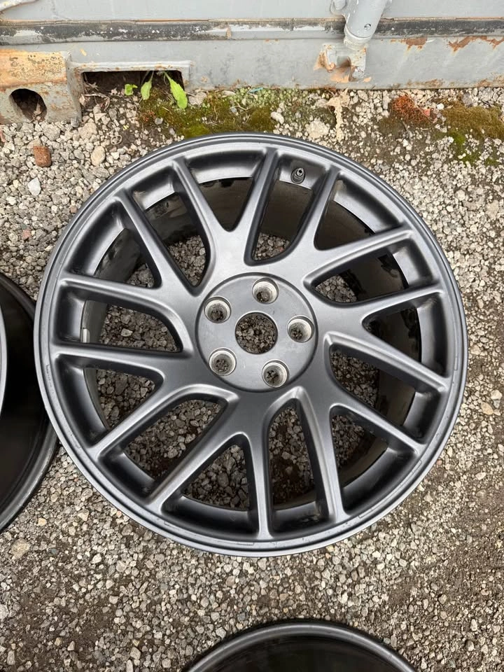 Set of OEM 18” Tesla Model 3 Photon Rims - photo 4