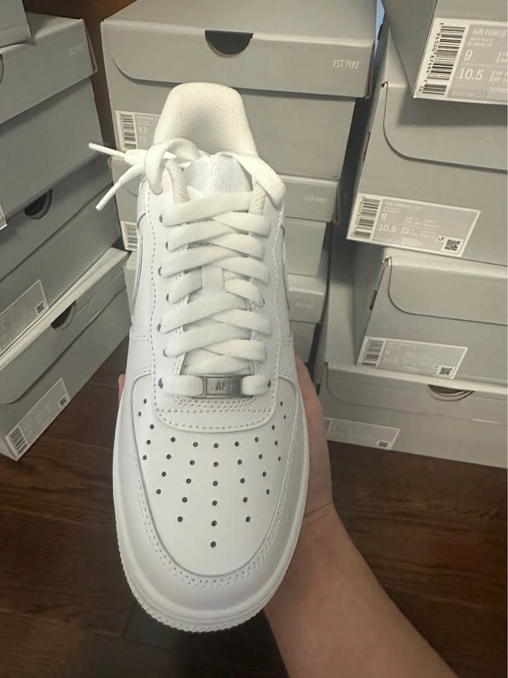 Nike Air Force 1 Low White ‘07 - photo 3