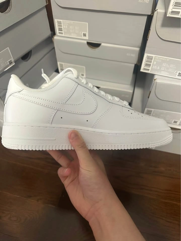 Nike Air Force 1 Low White ‘07 - photo 5