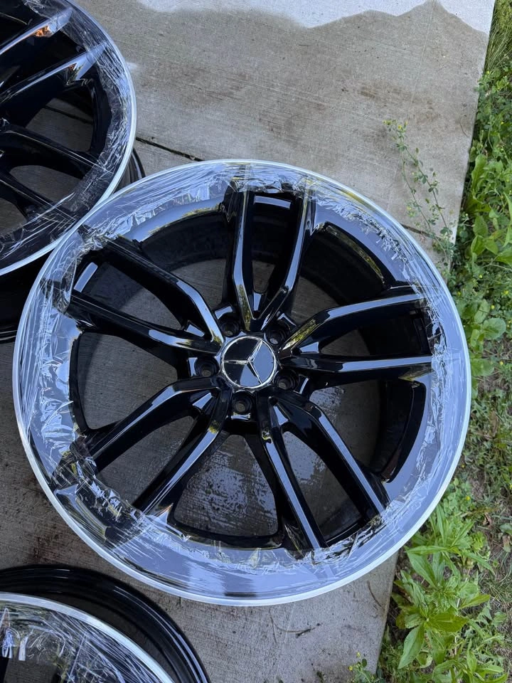 Set of OEM Staggered 20” Mercedes AMG E53/CLS 53 Rims - photo 4