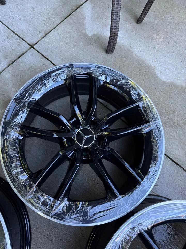 Set of OEM Staggered 20” Mercedes AMG E53/CLS 53 Rims - photo 5