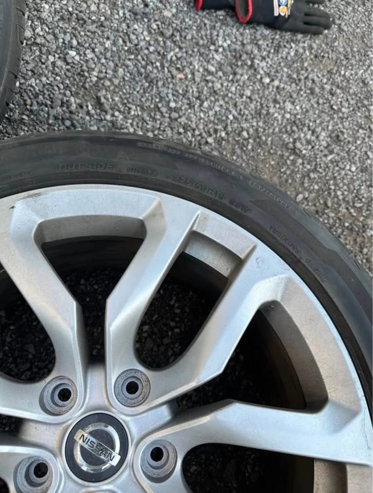 Set of OEM Staggered 18” Nissan 370Z Rims on Firestone Tires - photo 5