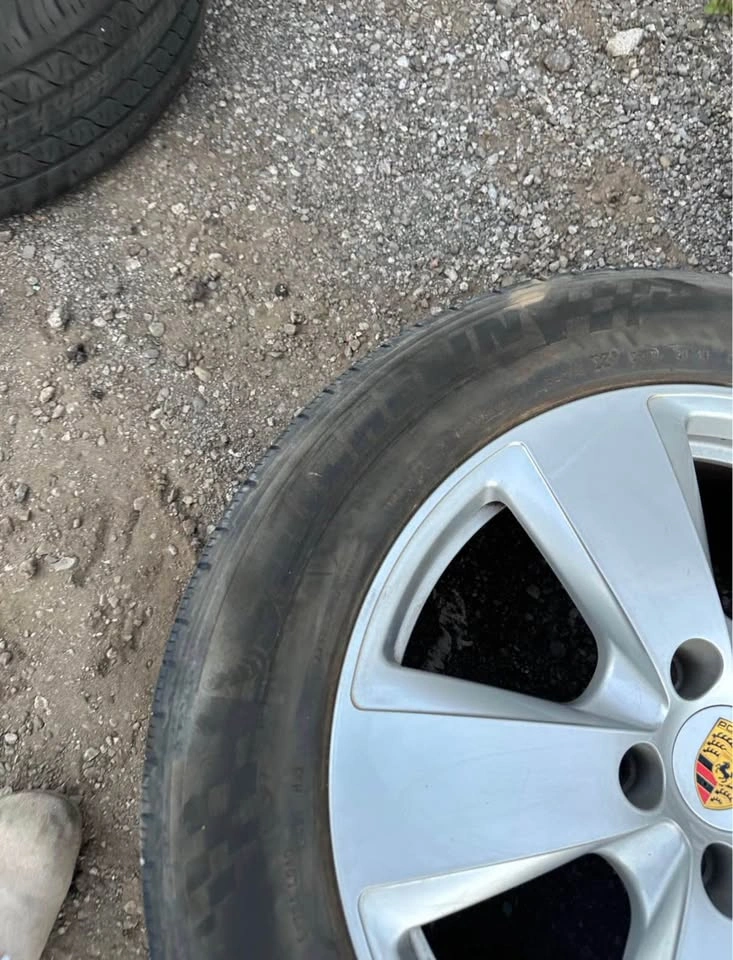 Set of OEM 19” Porsche Cayenne Rims on Michelin Tires - photo 4
