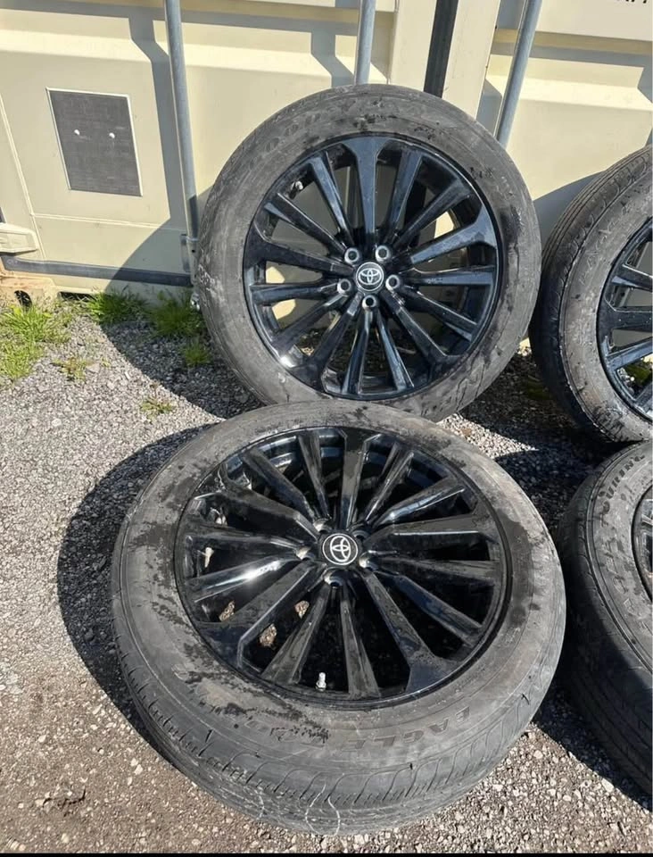 Set of OEM 20” Toyota Highlander XSE Rims on Goodyear Tires - photo 2