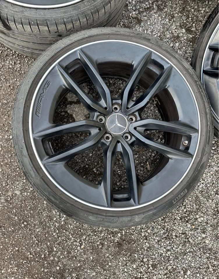 Set of OEM Staggered 20” Mercedes AMG E53 Rims On Pirelli P Zero - photo 2