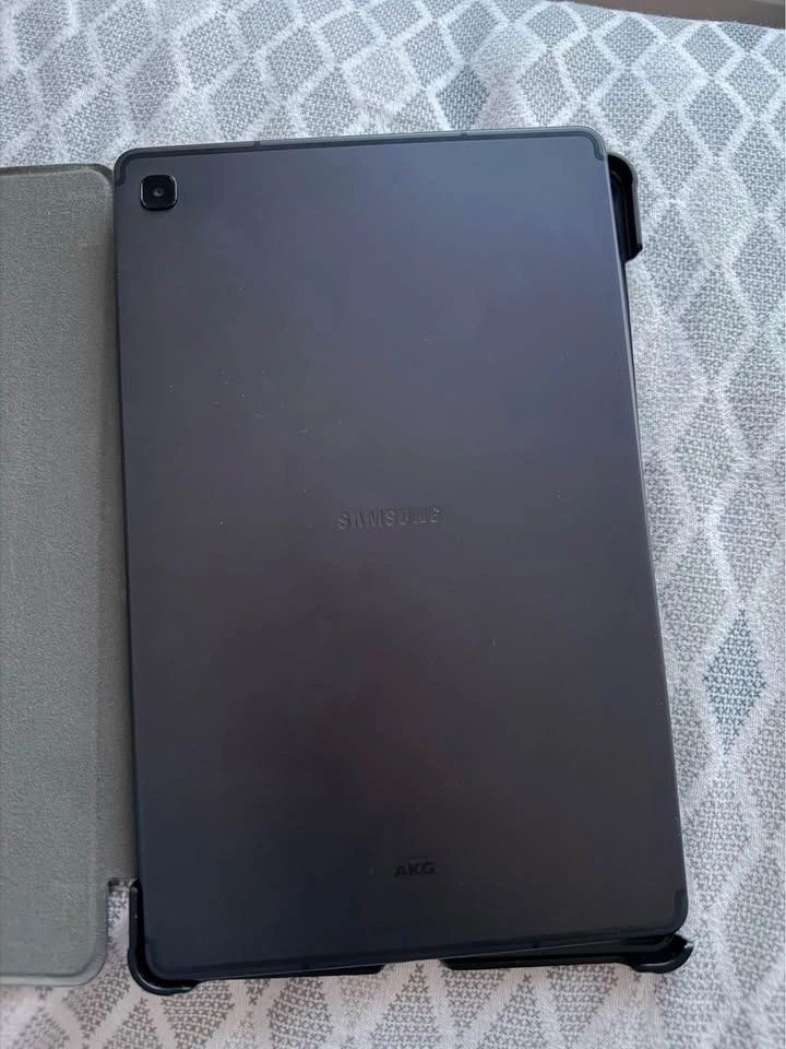 Samsung Galaxy Tab S6 Lite with S Pen and Case - photo 3