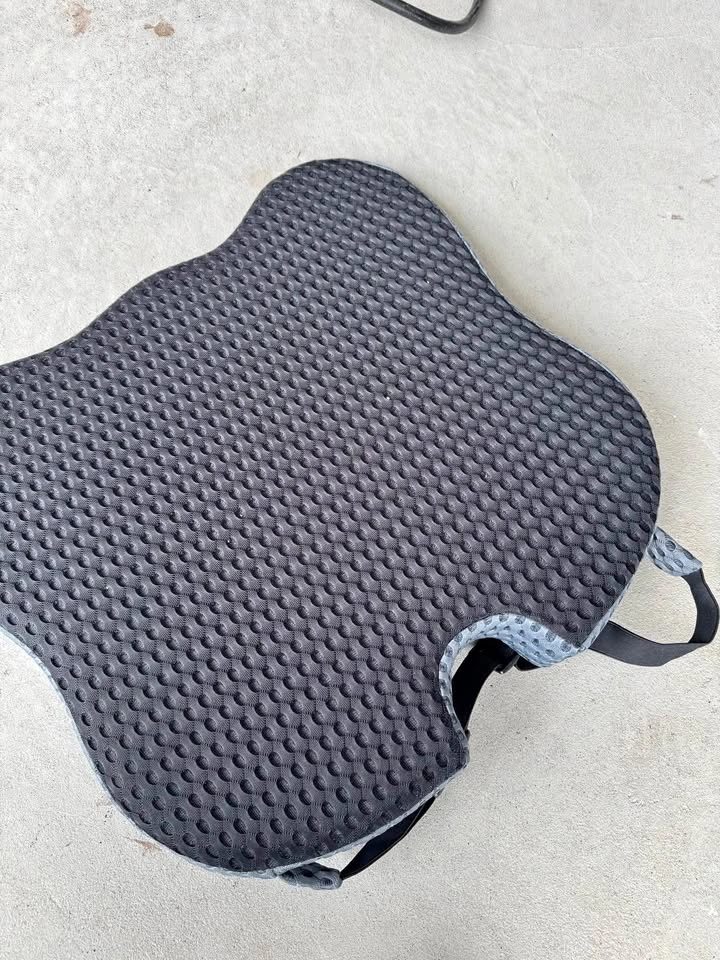 Car seat cushion (Moving Sale)