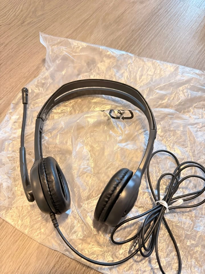 Logi Wired headset - Aux