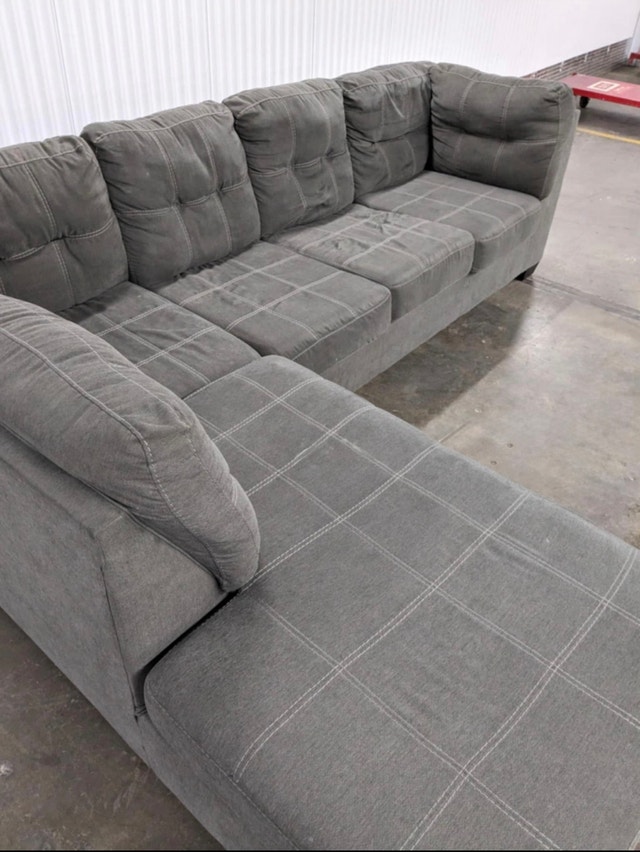 Grey Sectional- free delivery - photo 2