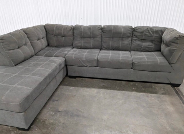 Grey Sectional- free delivery - photo 4
