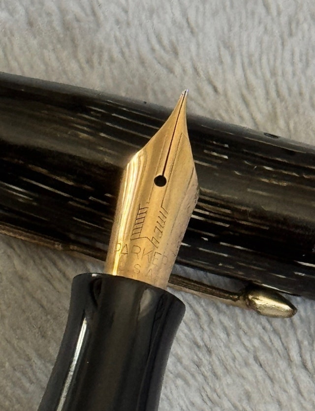 1947 Parker Vacumatic Black Fountain Pen - photo 4