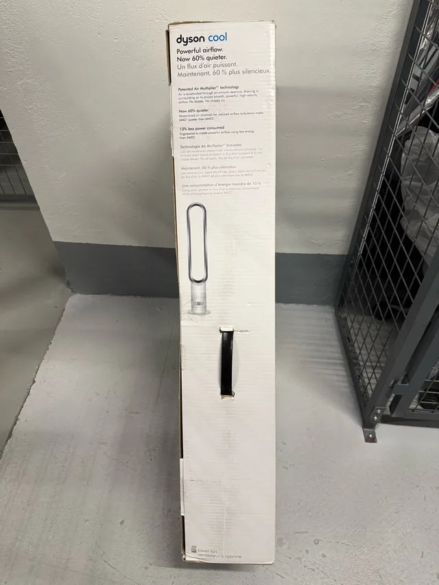 Dyson AM07 Tower Fan - photo 2