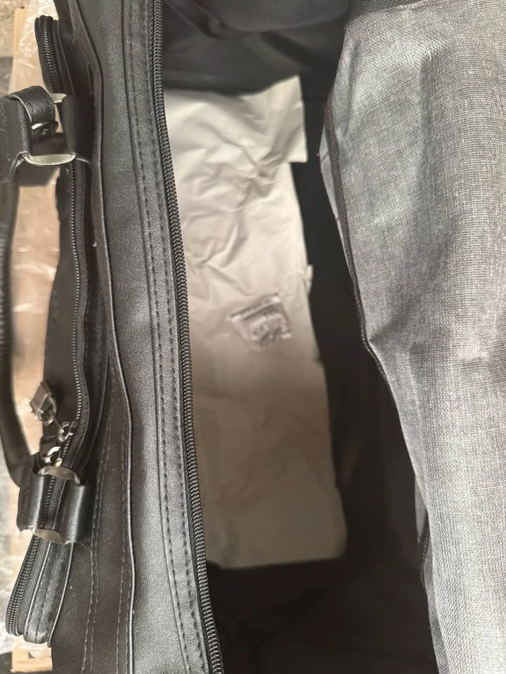 Hyundai Automotive 16” Leatherette Duffle Travel Bag - photo 4