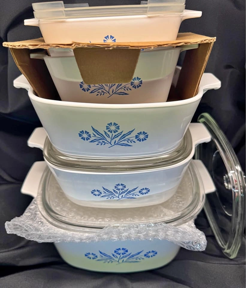 Vintage Corning Ware Blue Cornflower Set (5 Dishes, 10 Pcs)