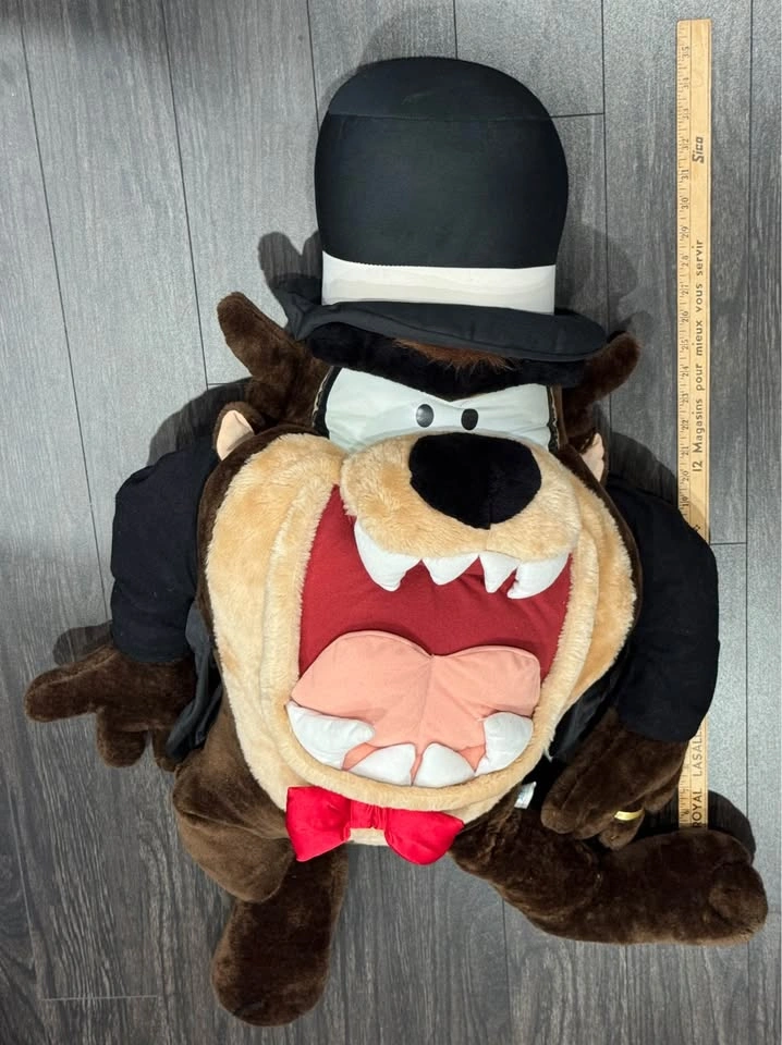 Gigantic RARE Tasmanian Devil TAZ Looney Tunes Groom 36” Plush - photo 3