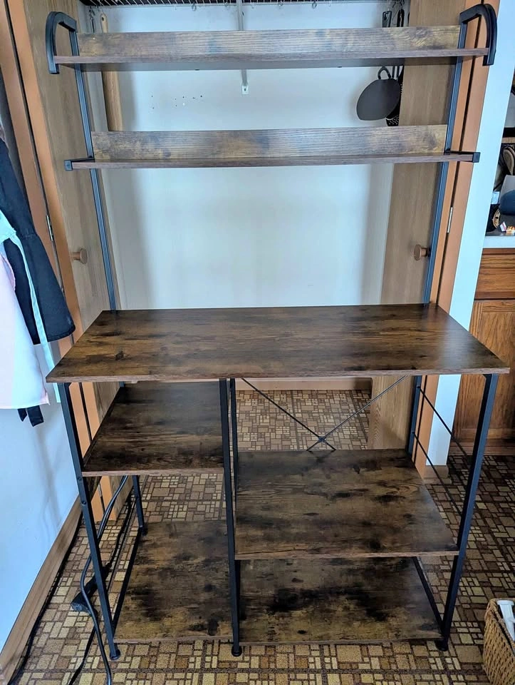 Bakers rack