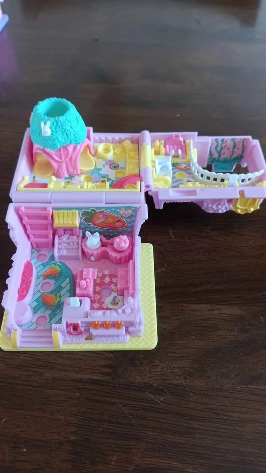 Shopkins Lil' Secrets Secret Shop Bunny Bow-tique - photo 5