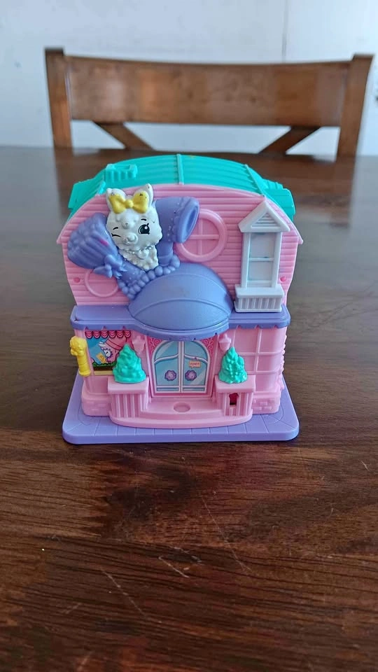 Shopkins Lil' Secrets Secret Shop Beauty Salon