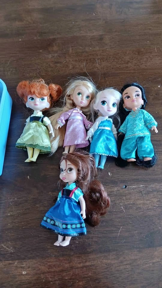 Disney Animators' Collection Mini Doll Set