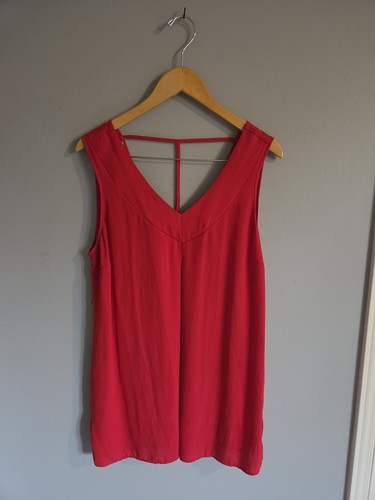Red Sleeveless Maternity Blouse