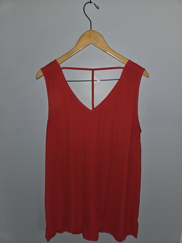 Red Sleeveless Maternity Blouse - photo 2