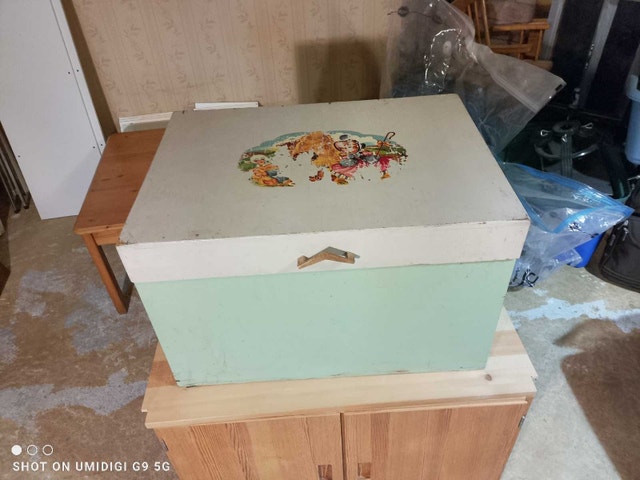 Vintage Toy Chest