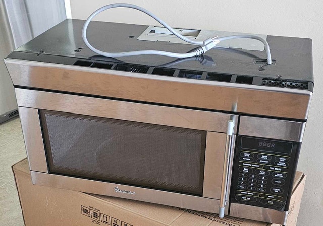 Magic Chef, Over-the-Range Microwave - photo 2