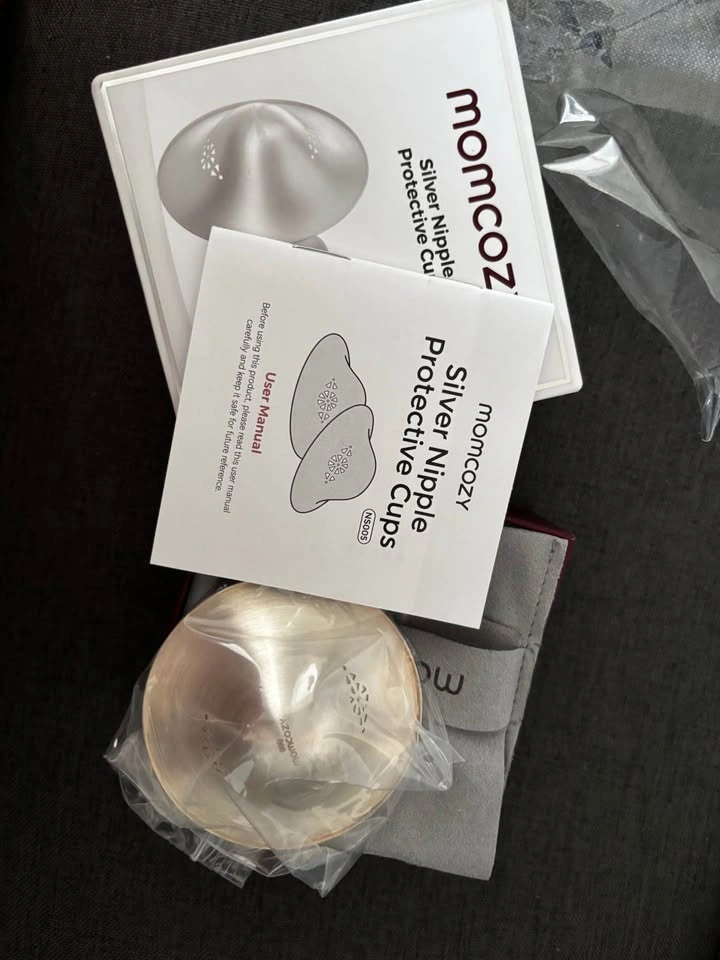 Momcozy silver nipple protective cups - photo 2